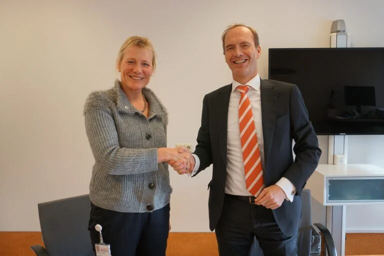 Intensivering samenwerking Adrz en Revant