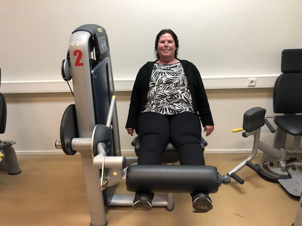 Karin (54)